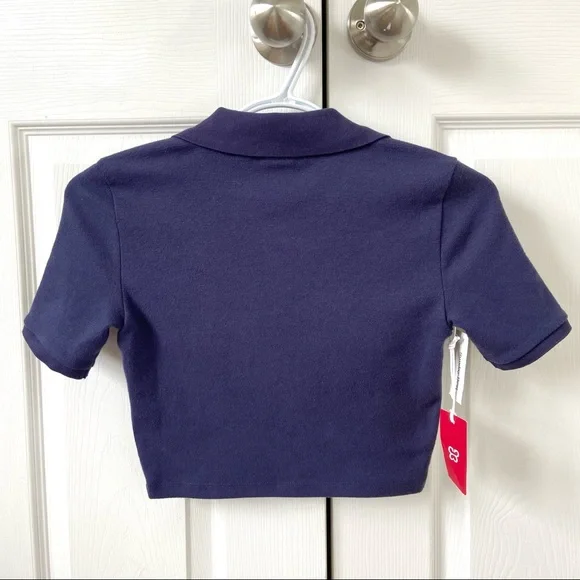 Sunday Best Audio cropped button down top - Picture 3 of 6